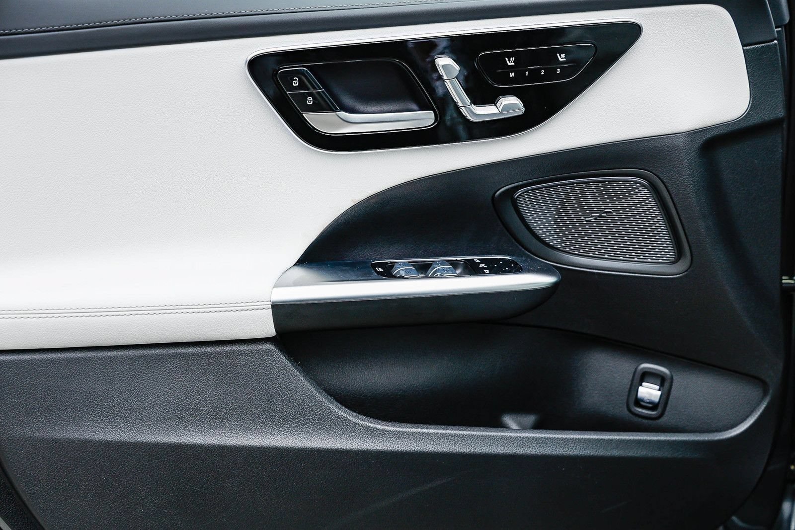 New 2026 Mercedes-Benz C 300 Sedan image 22