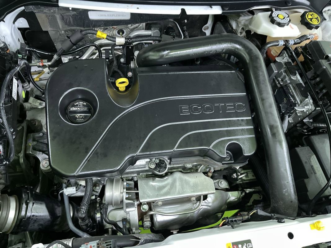 Used 2023 GMC Terrain SLE w/ Driver Convenience Package image 29