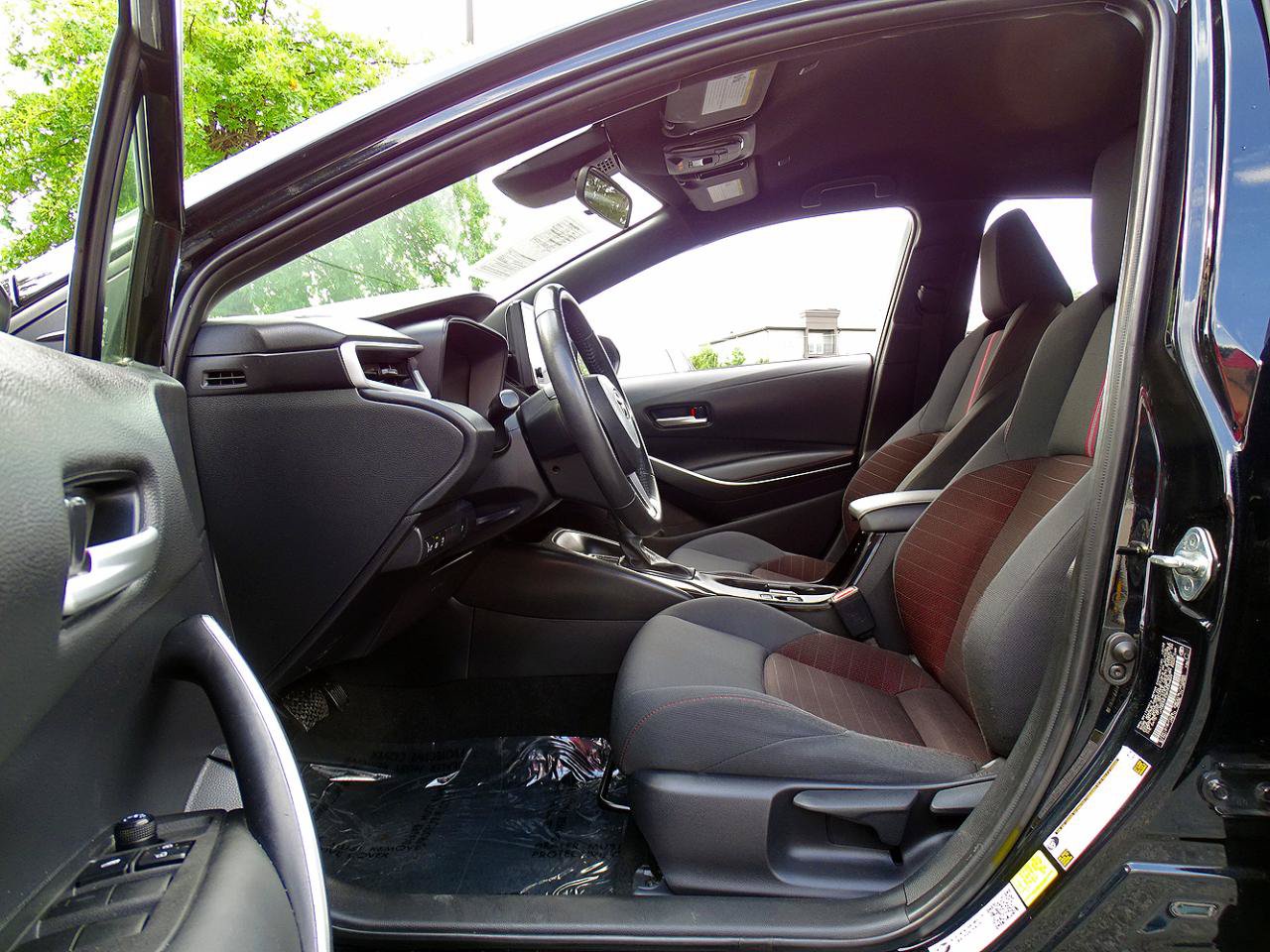 Used 2023 Toyota Corolla SE FWD image 24