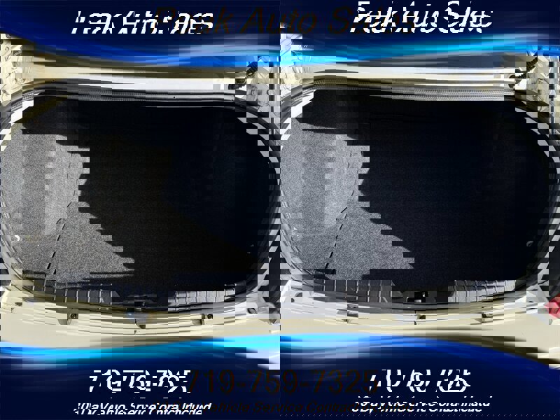 Used 2010 Chrysler 300 Touring image 25