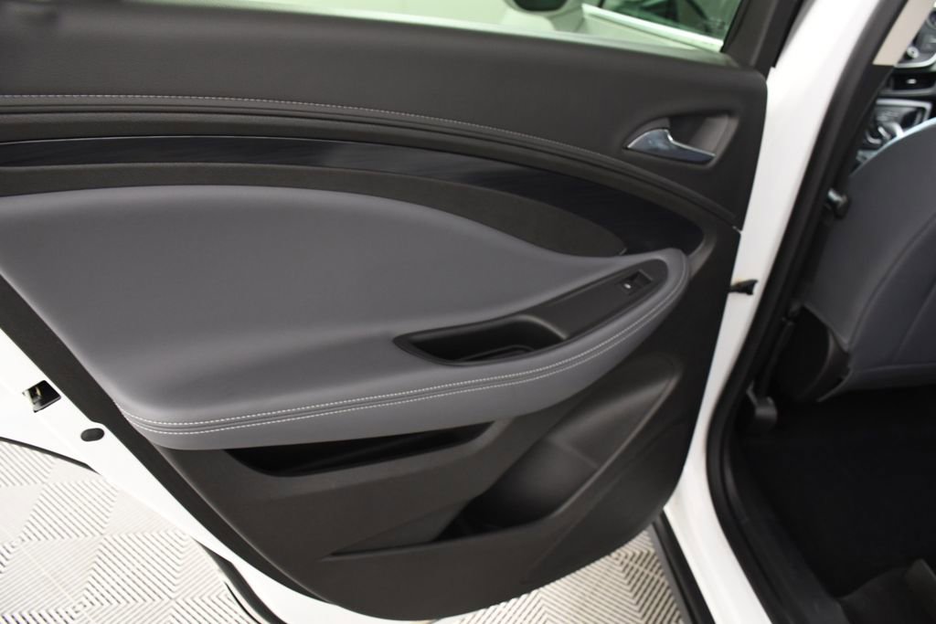 Used 2019 Buick Envision Essence image 26