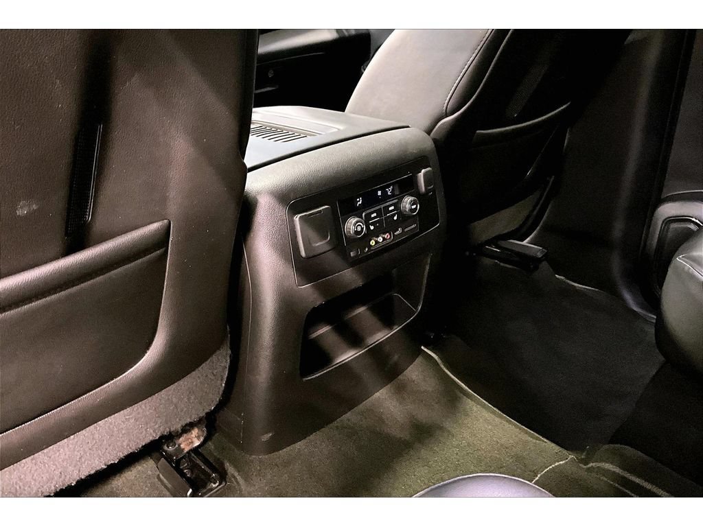 Used 2016 Chevrolet Suburban LTZ AWD/4WD image 12