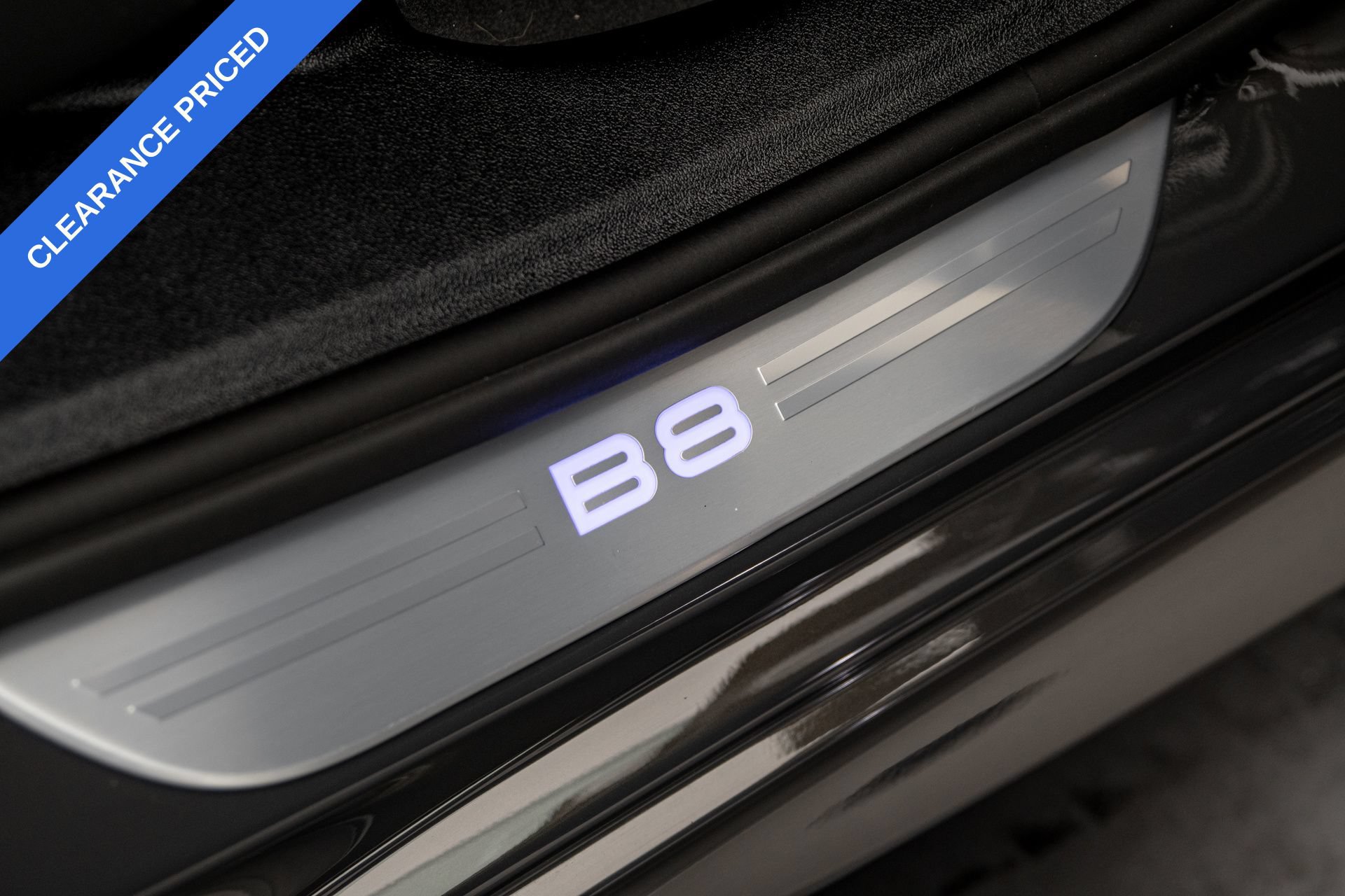 Used 2024 BMW ALPINA B8 xDrive Gran Coupe AWD/4WD image 31