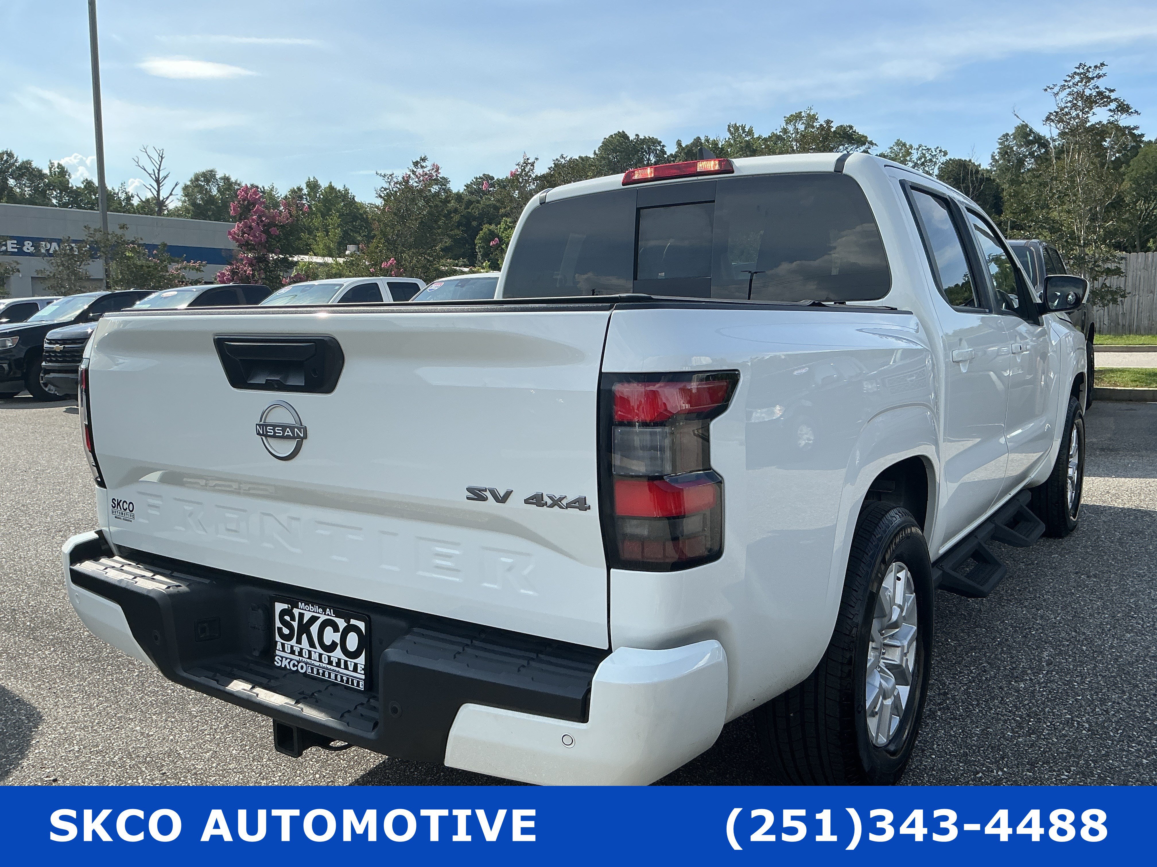 Used 2024 Nissan Frontier SV w/ SV Convenience Package AWD/4WD image 5