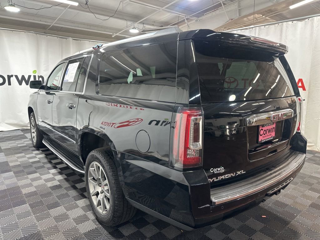 Used 2020 GMC Yukon XL Denali image 4