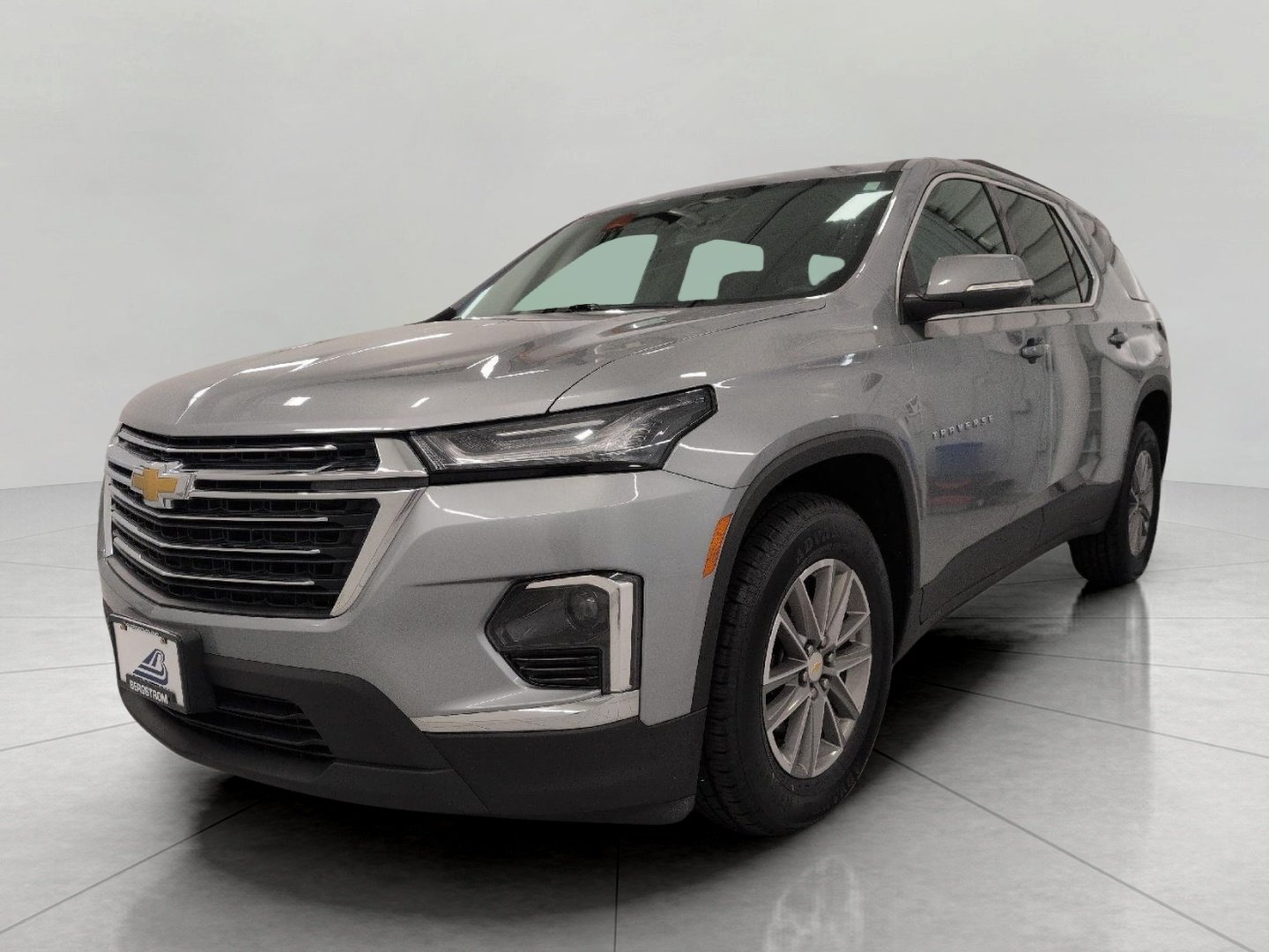 Used 2023 Chevrolet Traverse LT w/ LPO, Floor Liner Package AWD/4WD image 13