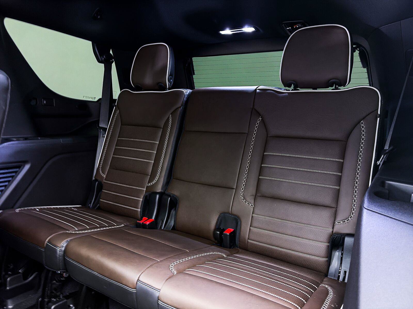 Used 2026 GMC Yukon Denali Ultimate AWD/4WD image 46
