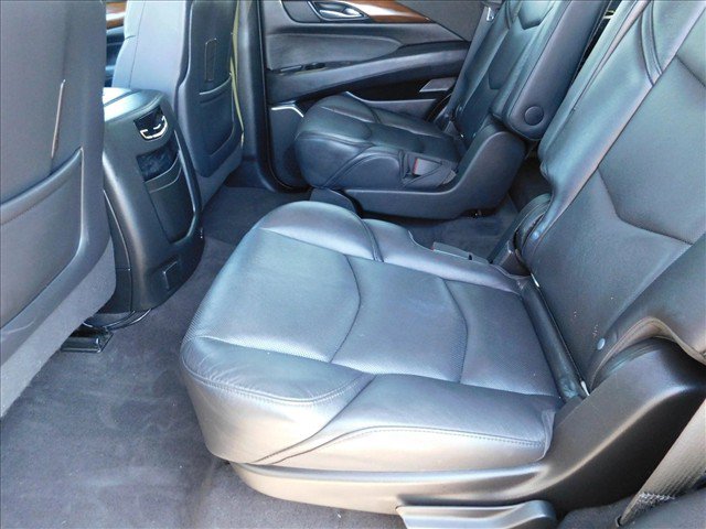 Used 2020 Cadillac Escalade 2WD image 27