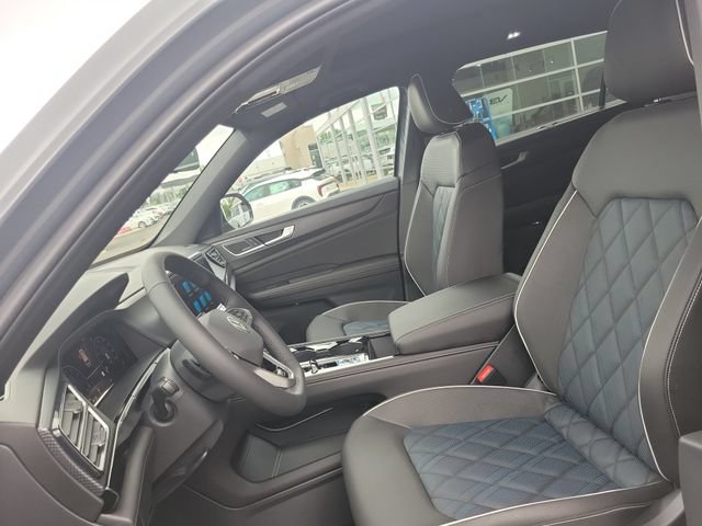 New 2026 Volkswagen Atlas Cross Sport SEL Premium R-Line AWD/4WD image 18