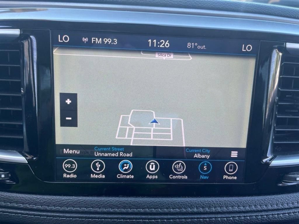 Used 2019 Chrysler Pacifica Limited FWD image 16