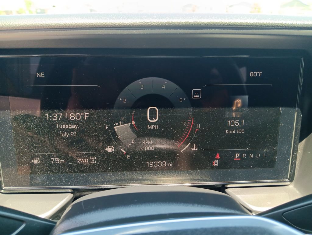Used 2025 GMC Terrain Elevation AWD/4WD image 15