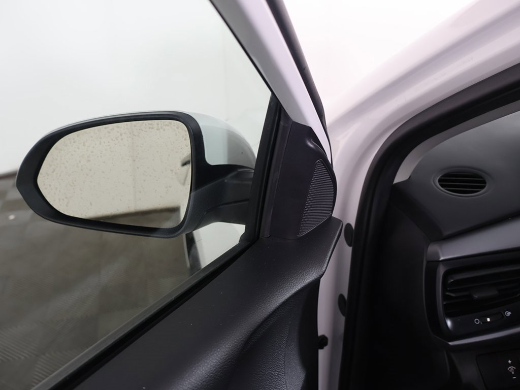 Used 2023 Kia Rio S image 29