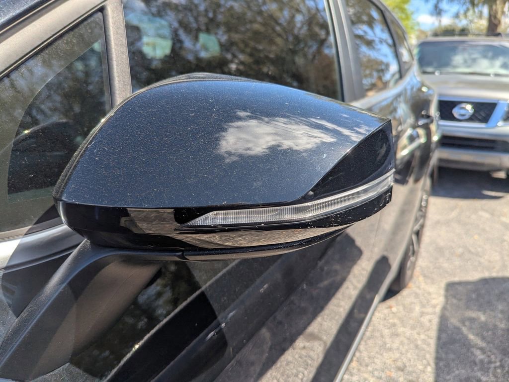 Used 2023 Kia Sportage EX image 4