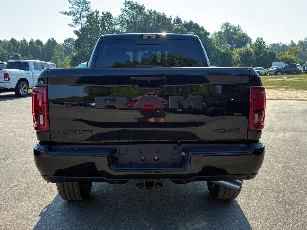 New 2027 RAM 2500 Laramie AWD/4WD image 5