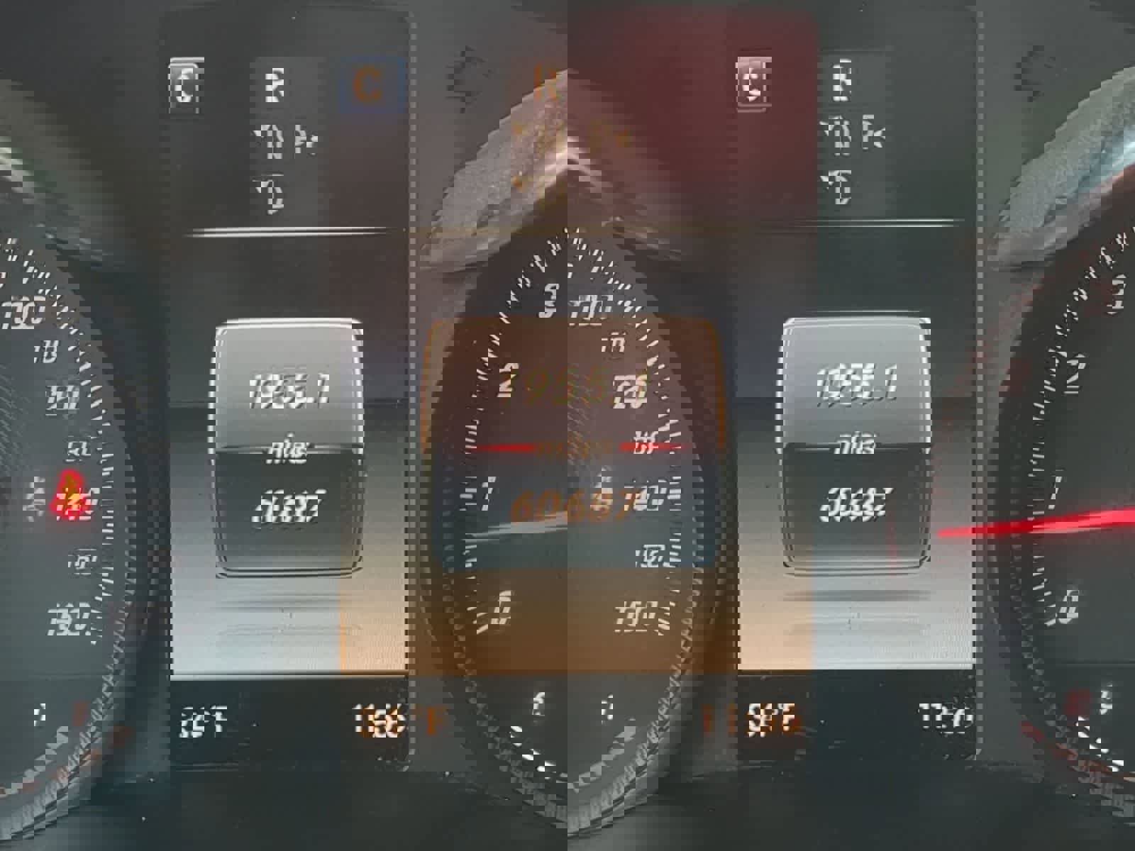 Used 2019 Mercedes-Benz GLC 300 4MATIC image 30