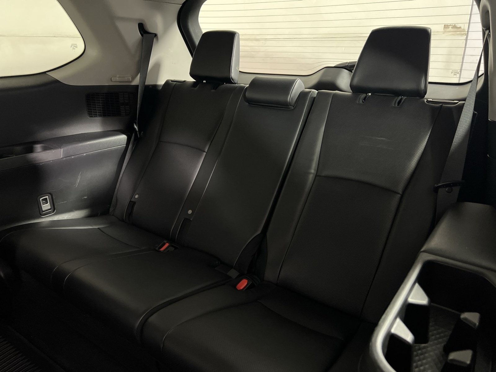 Used 2024 Toyota Grand Highlander AWD image 25