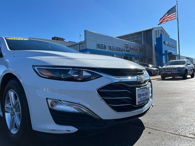 Used 2021 Chevrolet Malibu LS w/ Driver Confidence Package II image 4