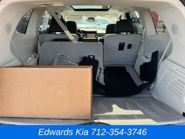 Used 2025 GMC Acadia Denali w/ LPO, Floor Liner Package image 13