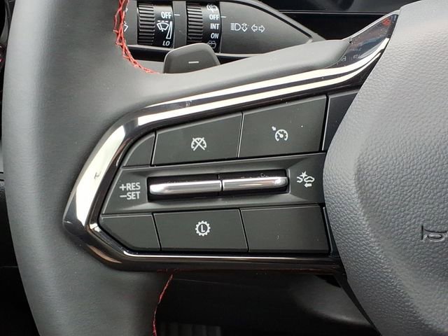 New 2026 Chevrolet Equinox RS w/ Convenience Package III FWD image 14