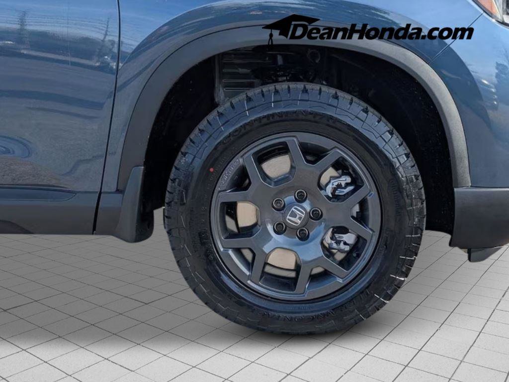 New 2026 Honda Pilot TrailSport image 9