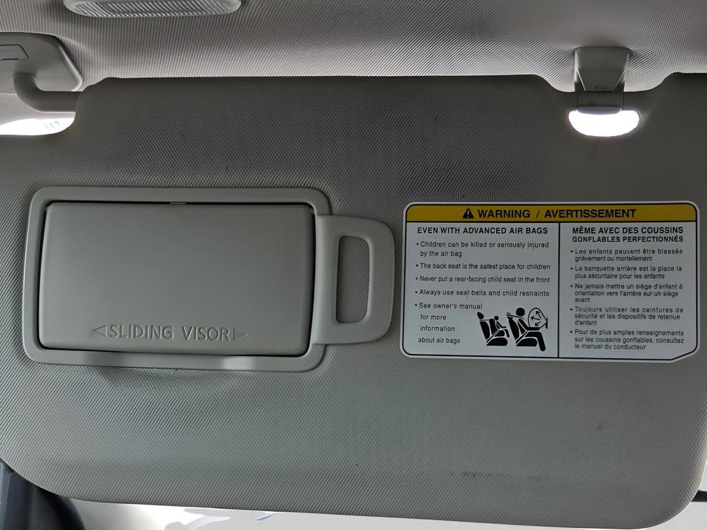 Used 2022 Mitsubishi Outlander SEL image 24