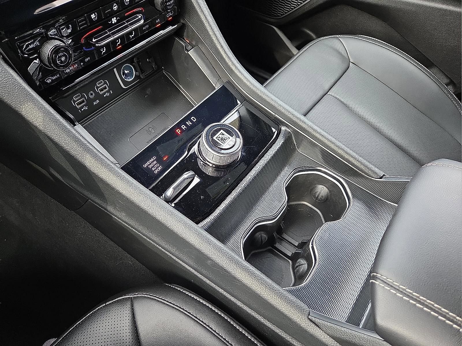 New 2025 Jeep Grand Cherokee L Limited w/ Luxury Tech Group II image 25