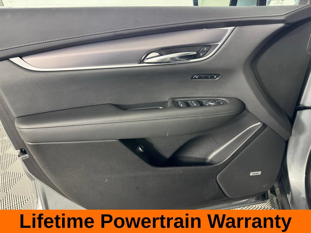 Used 2024 Cadillac XT6 Luxury FWD image 10