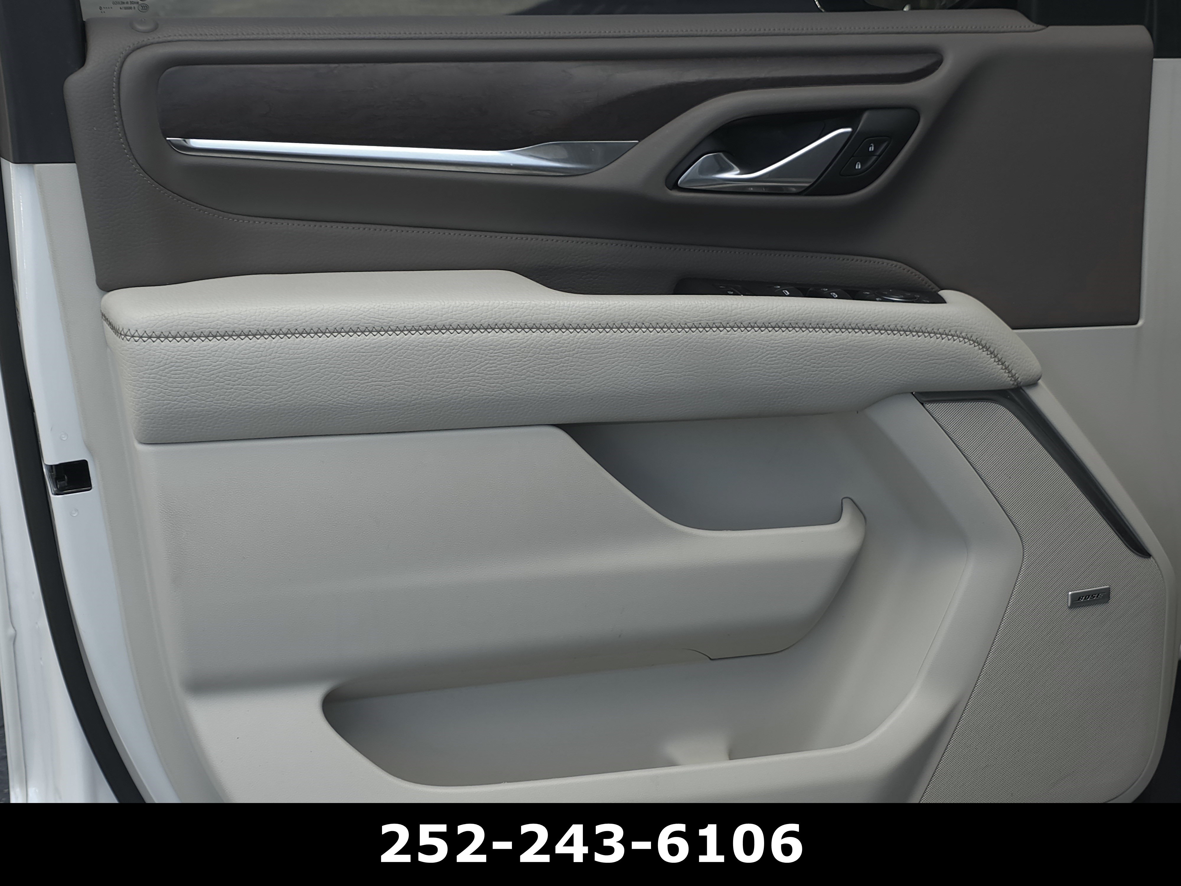 Used 2021 GMC Yukon Denali w/ Denali Premium Package AWD/4WD image 29