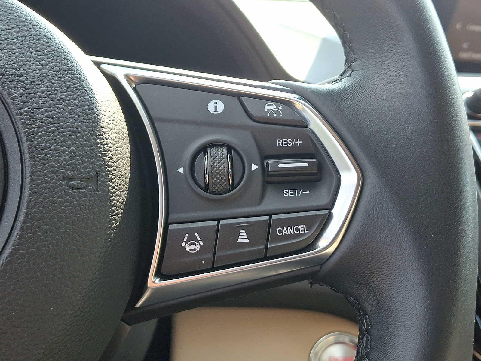 Certified 2024 Acura RDX w/ Technology Package AWD/4WD image 23
