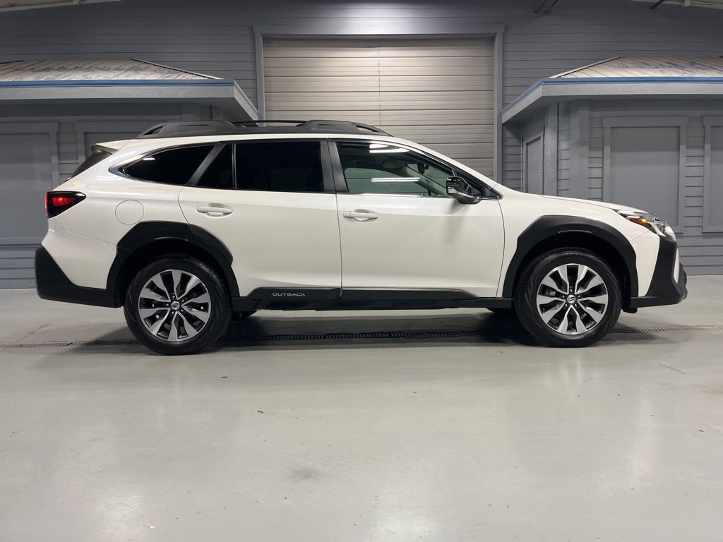 Certified 2023 Subaru Outback Limited AWD/4WD image 9