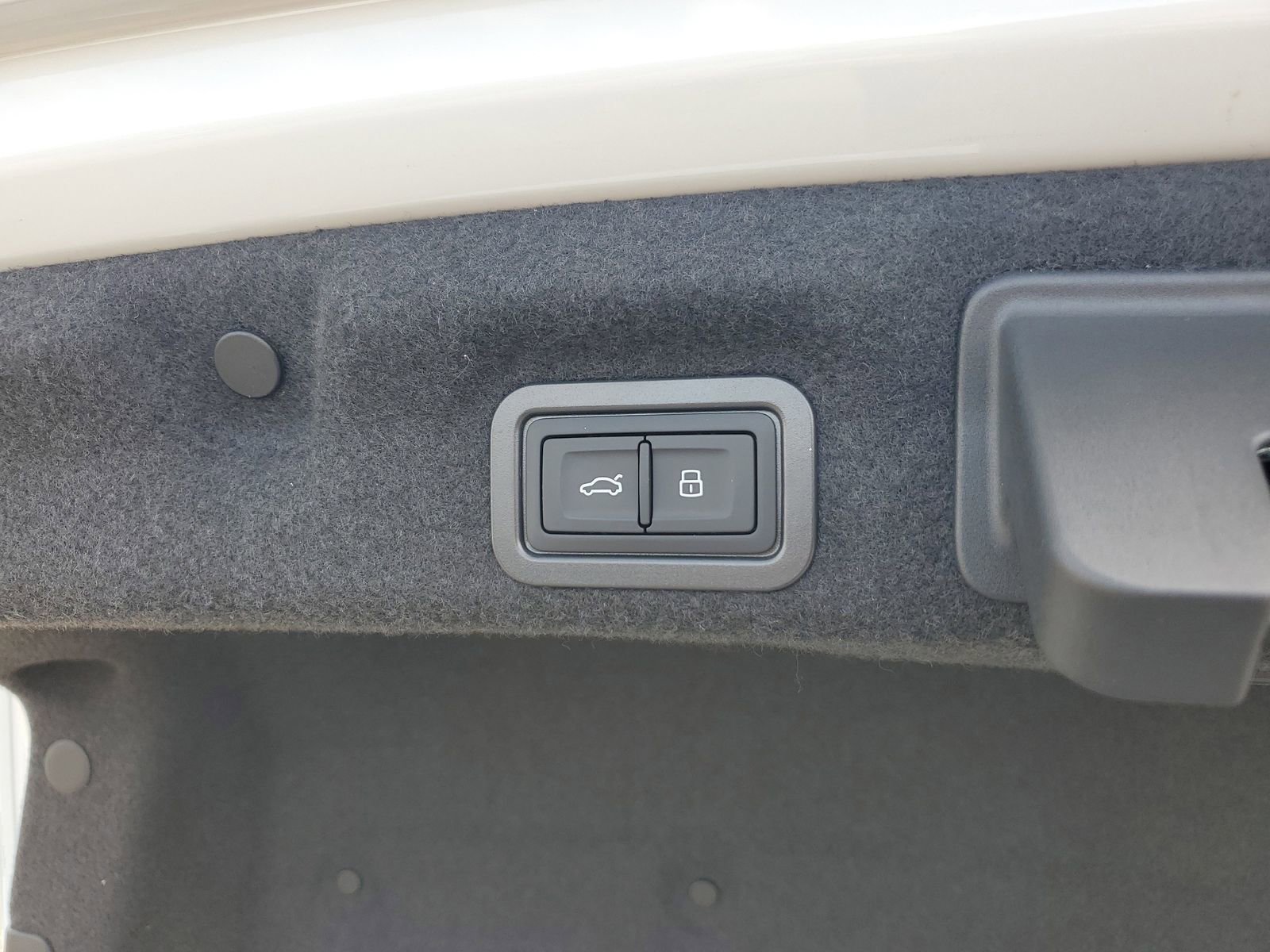 New 2026 Audi A6 Premium Plus image 10