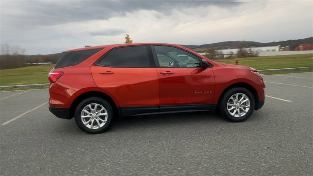 Used 2020 Chevrolet Equinox LS w/ LS Convenience Package image 9