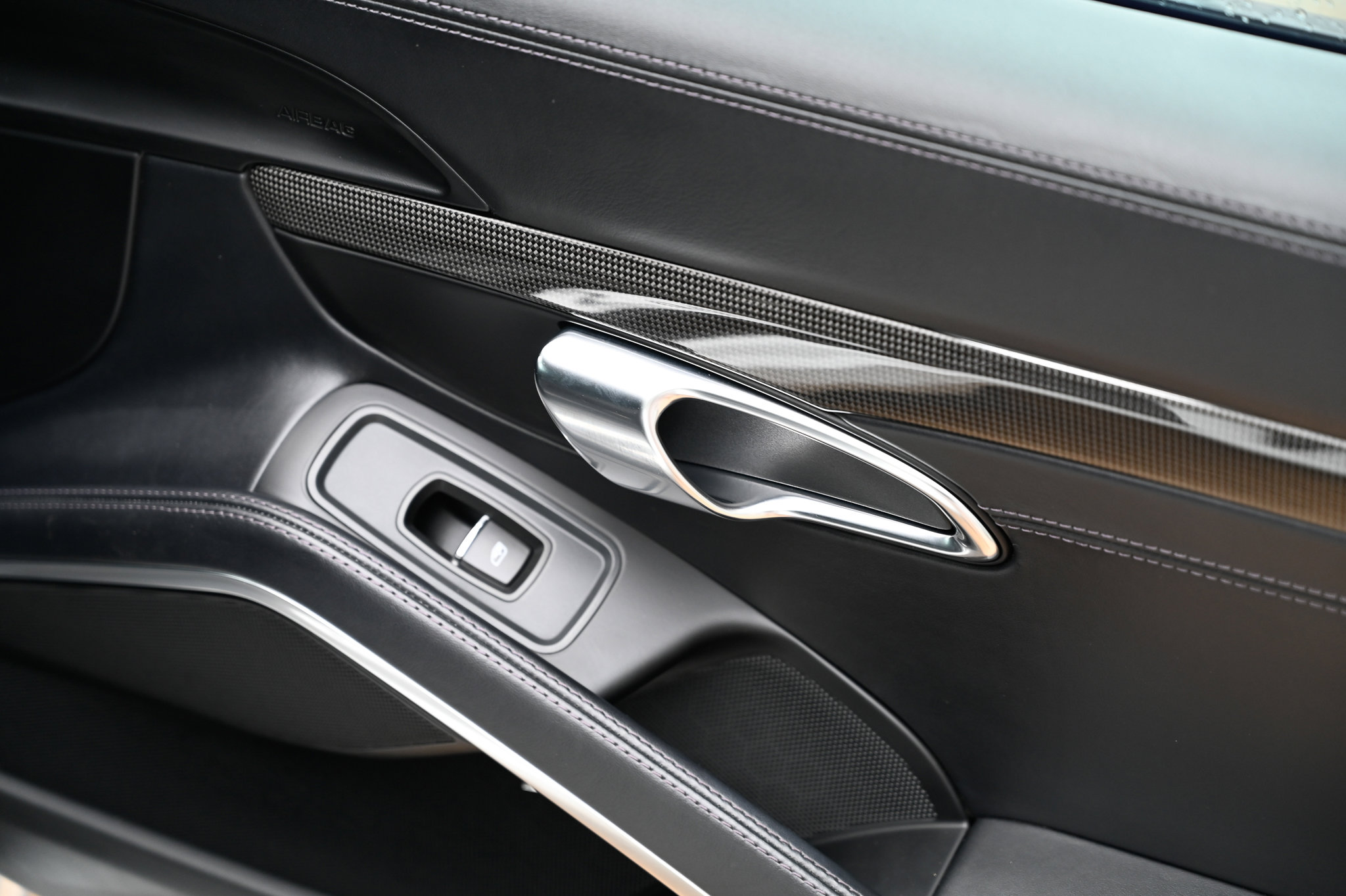 Used 2019 Porsche 911 Turbo S image 41