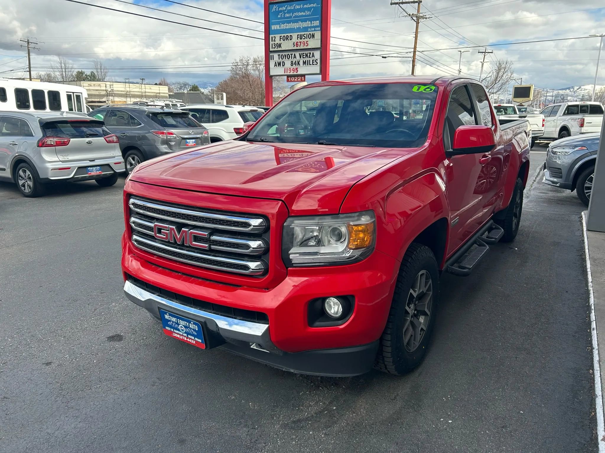 Used 2016 GMC Canyon SLE w/ All Terrain Adventure Package AWD/4WD image 2