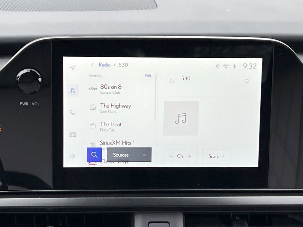 New 2025 Lexus UX 300h AWD image 17