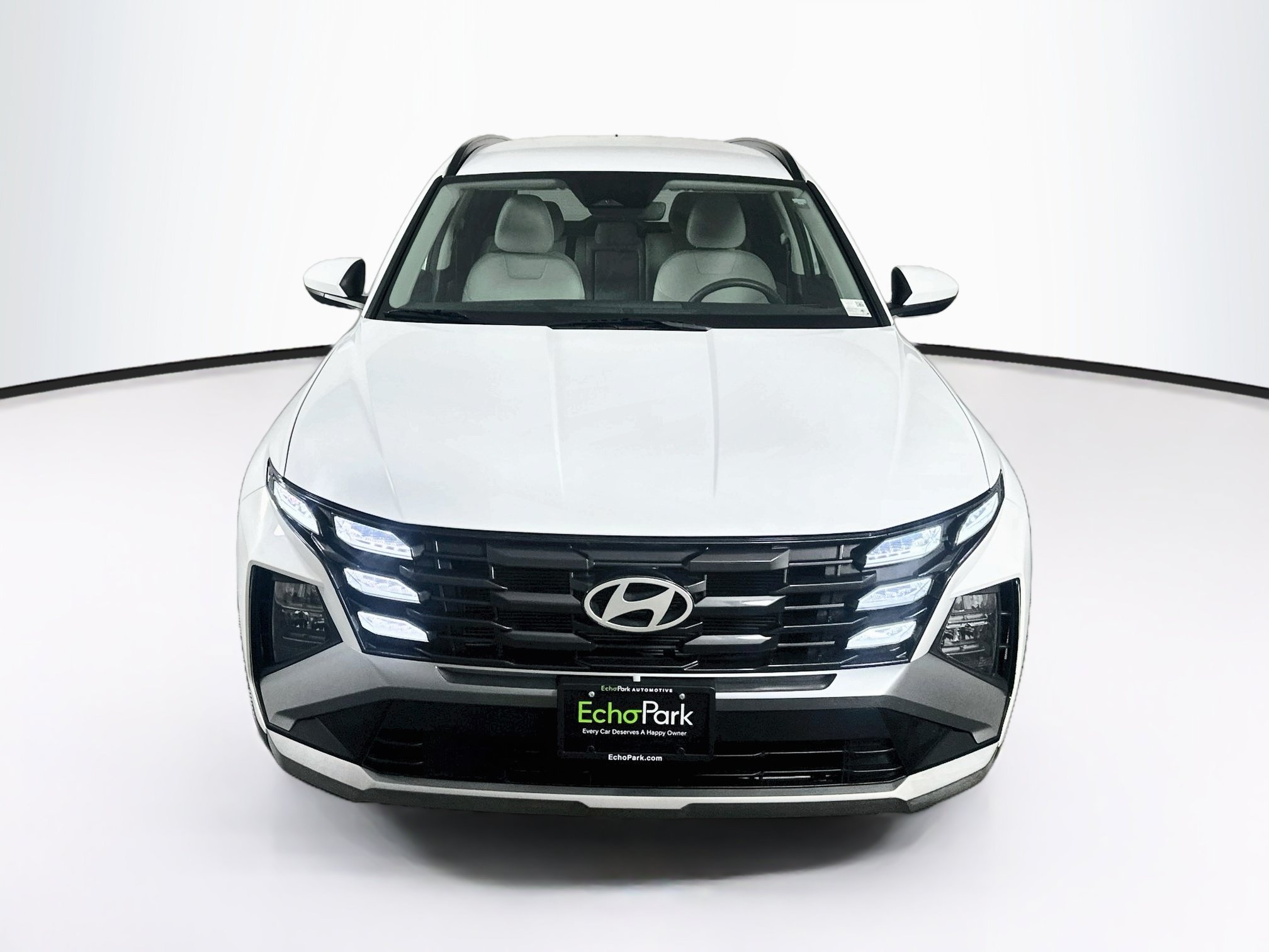 Used 2025 Hyundai Tucson SEL FWD image 2