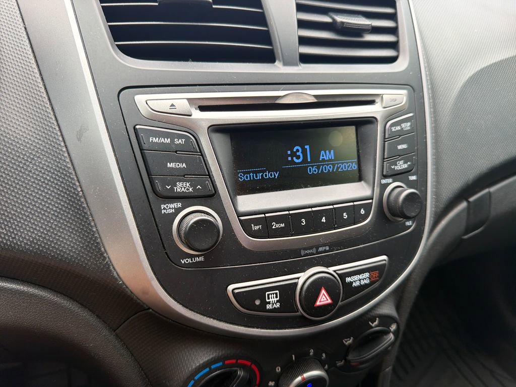 Used 2017 Hyundai Accent SE FWD image 13