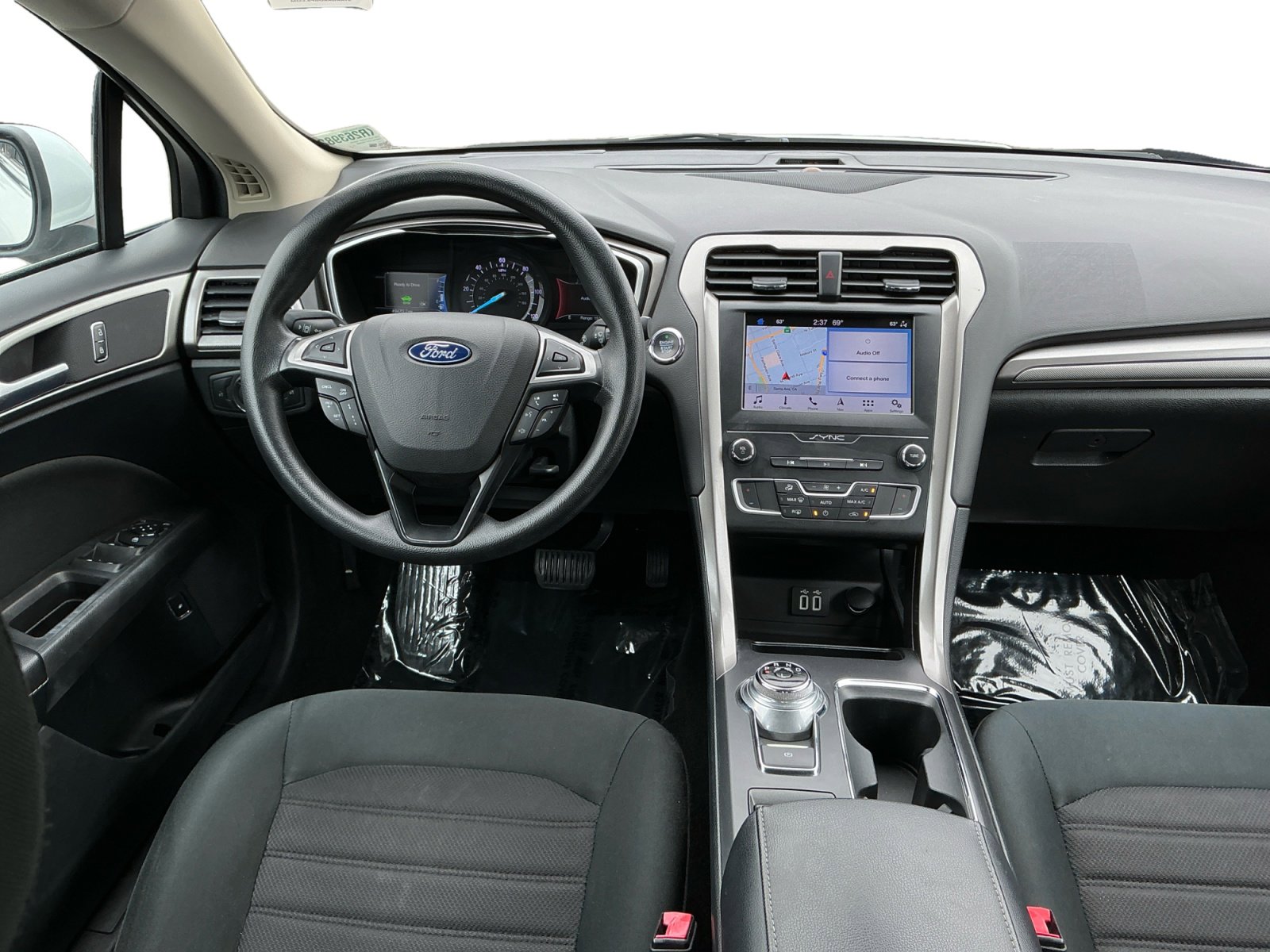 Used 2019 Ford Fusion SE FWD image 14