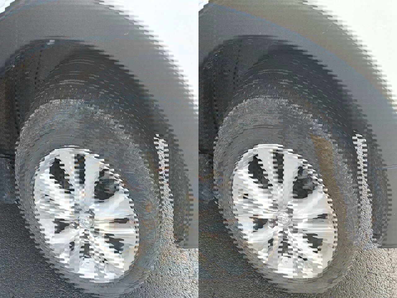 Used 2013 Toyota RAV4 Limited image 5