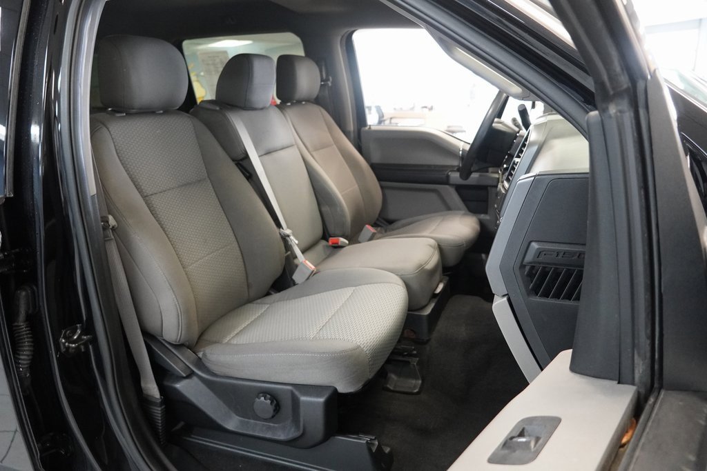 Used 2019 Ford F150 XLT w/ Trailer Tow Package image 30