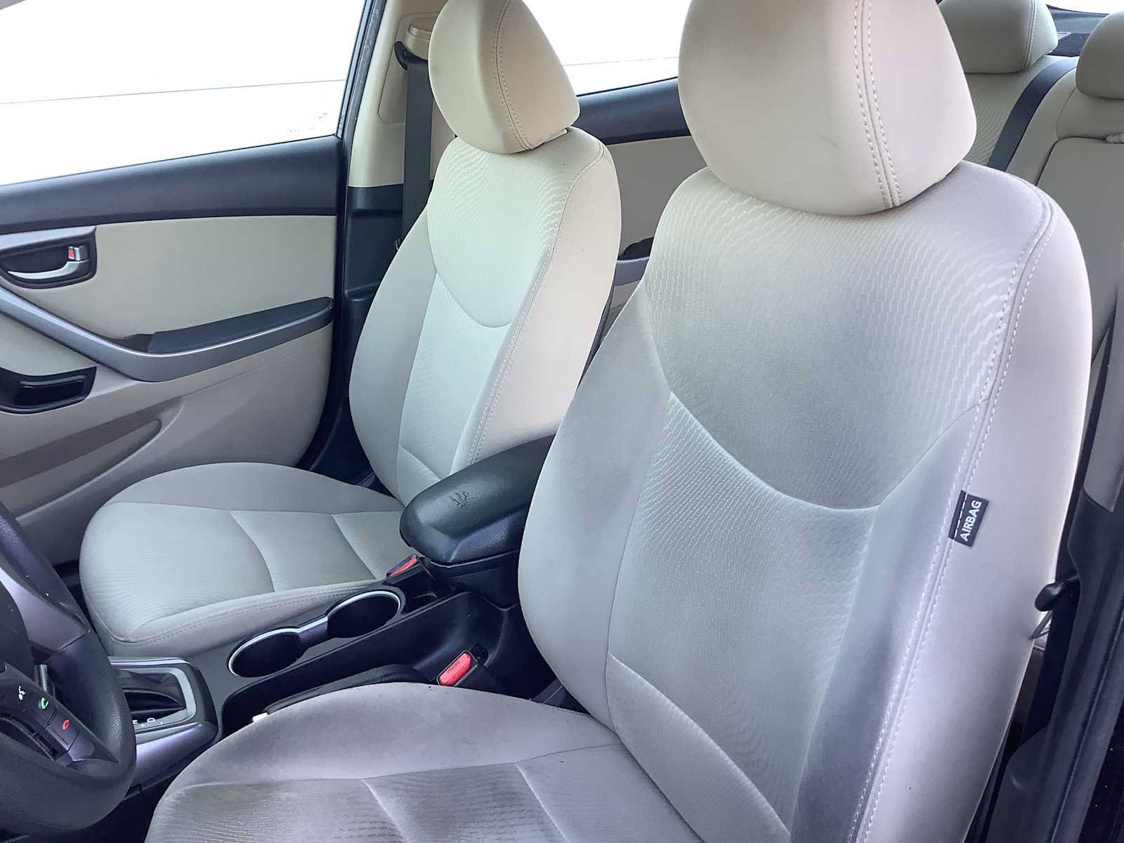 Used 2014 Hyundai Elantra SE w/ Option Group 02 FWD image 11