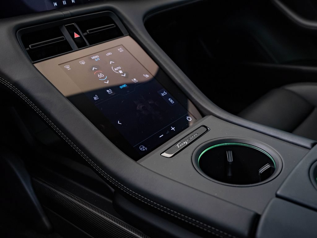 New 2026 Porsche Taycan 4S AWD/4WD image 37
