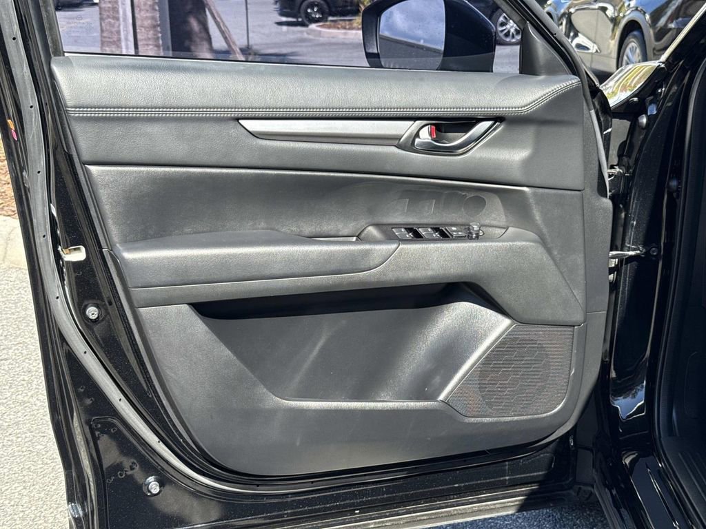 Used 2020 MAZDA CX-5 Touring image 21