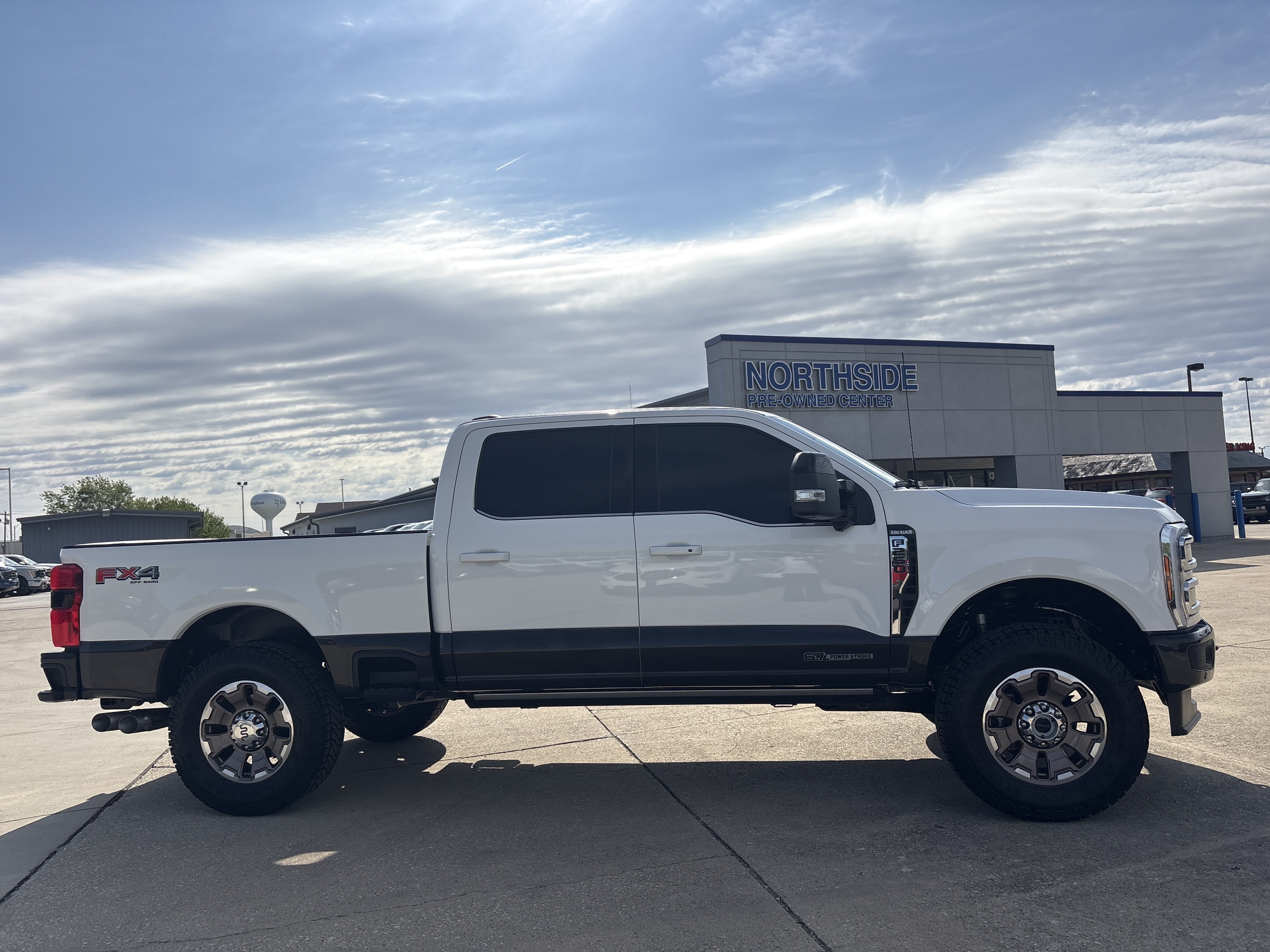 Used 2025 Ford F250 King Ranch w/ FX4 Off-Road Package AWD/4WD image 3