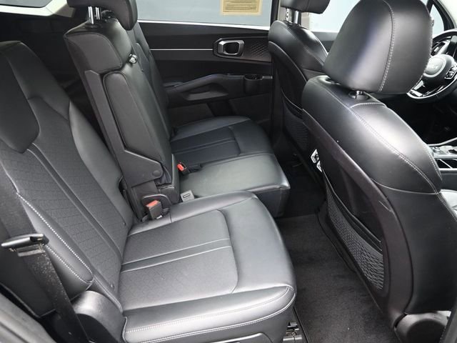 Used 2022 Kia Sorento S w/ Panoramic Sunroof Package image 32