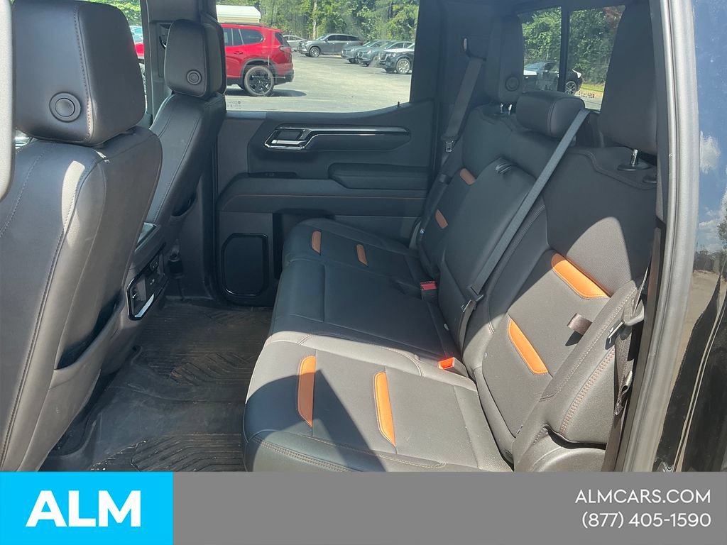 Used 2025 GMC Sierra 1500 AT4 w/ AT4 Premium Package AWD/4WD image 14