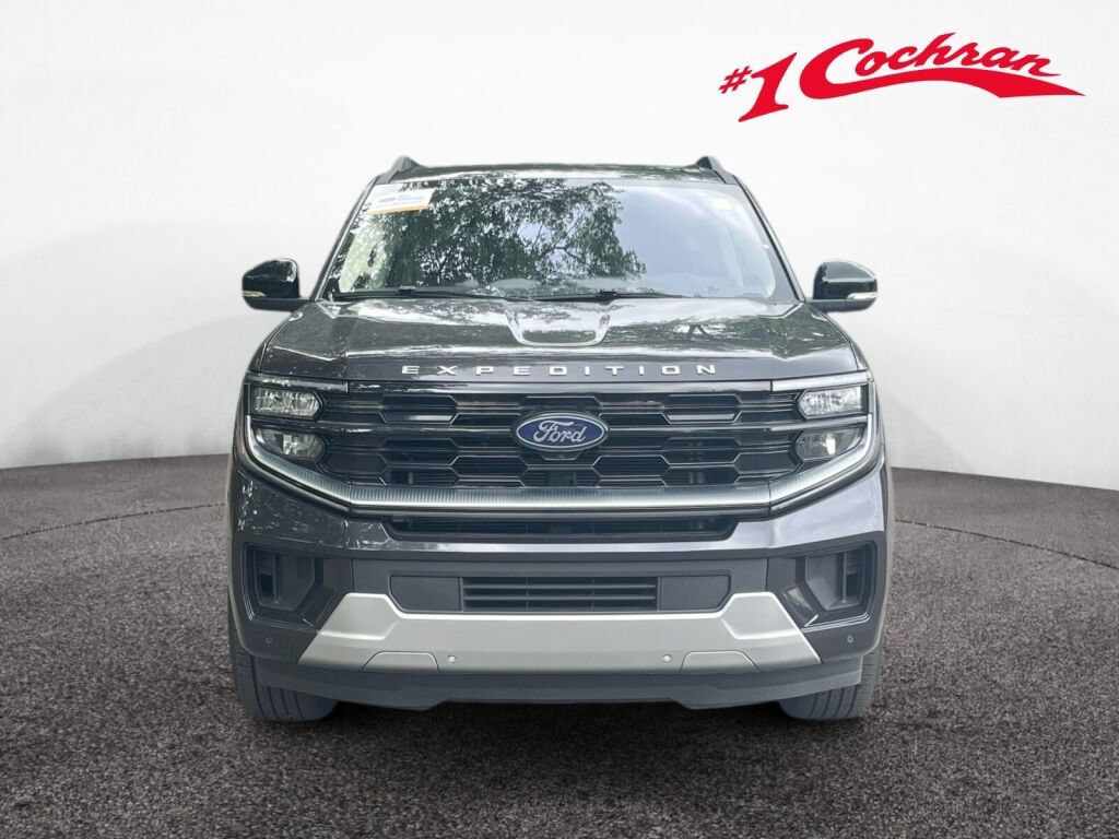 Certified 2025 Ford Expedition Platinum AWD/4WD image 13