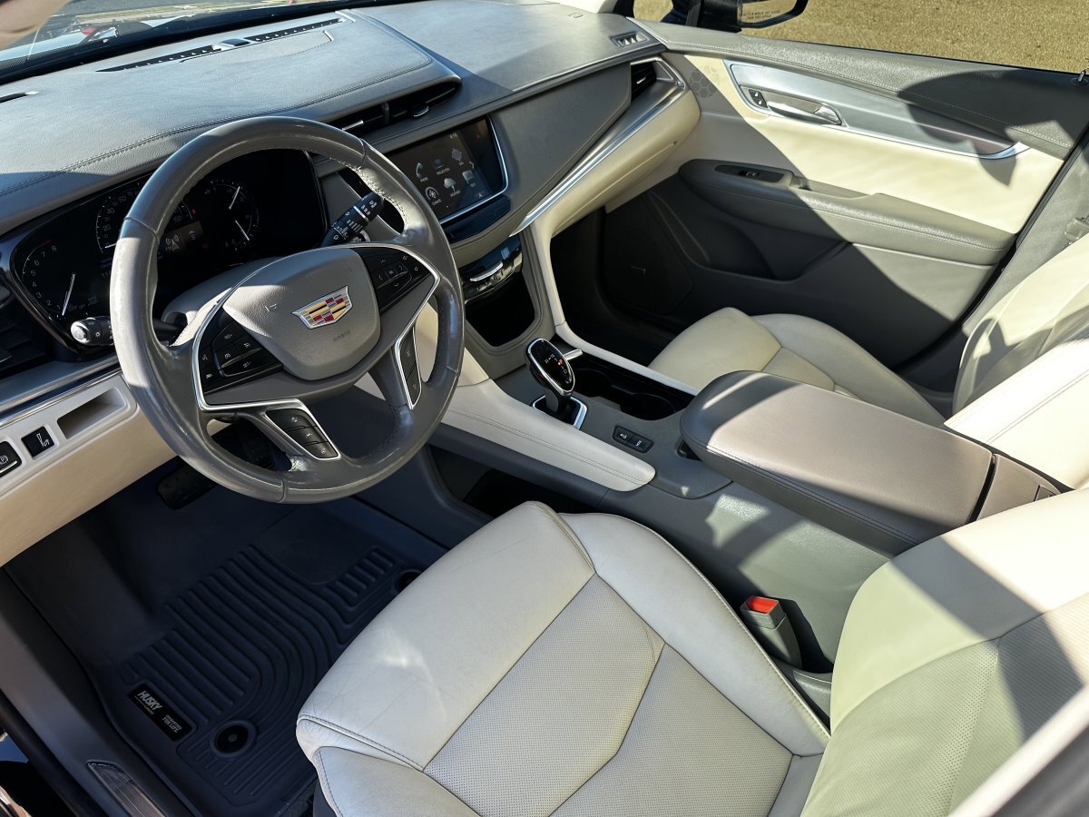 Used 2018 Cadillac XT5 Premium Luxury image 19