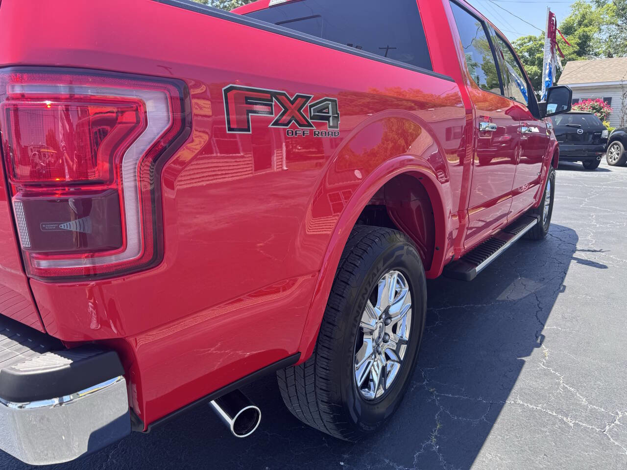 Used 2016 Ford F150 Lariat w/ Equipment Group 502A Luxury AWD/4WD image 20