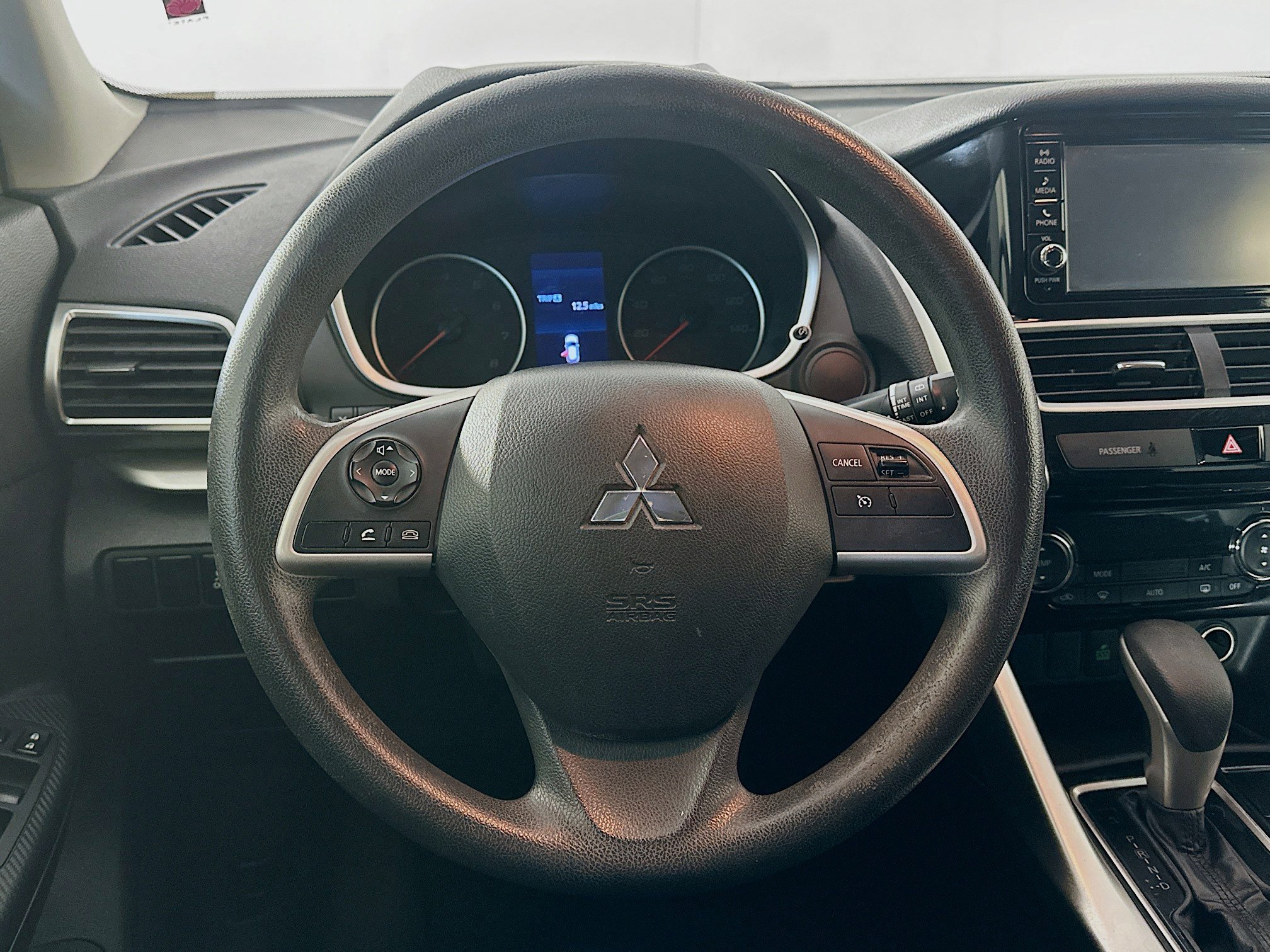 Used 2020 Mitsubishi Eclipse Cross ES image 17